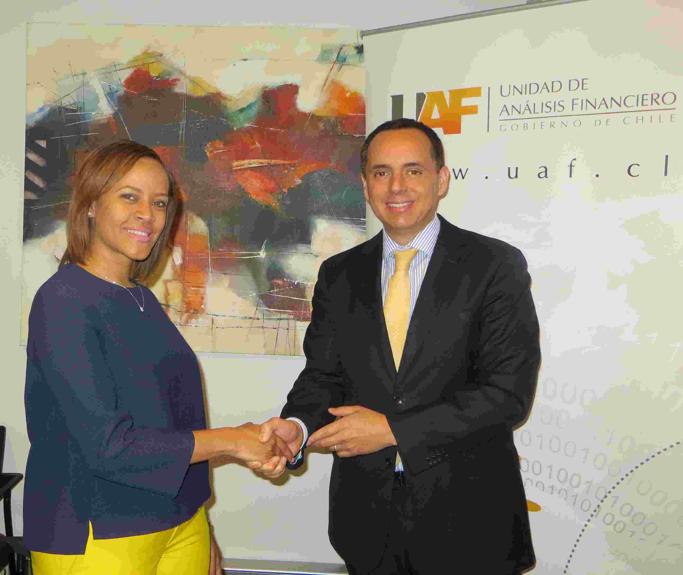 UAF DE CHILE Y REPÚBLICA DOMINICANA ESTABLECEN MECANISMOS DE COOPERACIÓN PARA PREVENIR EL LAVADO DE ACTIVOS Y EL FINANCIAMIENTO DEL TERRORISMO